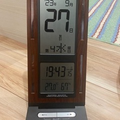 置き時計　カシオ　電波時計　　中古品