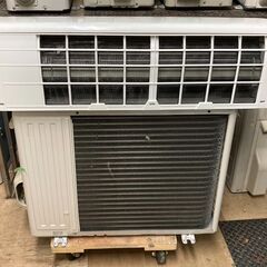 K04547　パナソニック　2019年製　中古エアコン　主に6畳用　冷房能力　2.2KW ／ 暖房能力　2.2KW