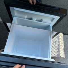 美品　ハイセンス　冷蔵庫　鏡面　黒　2020年　