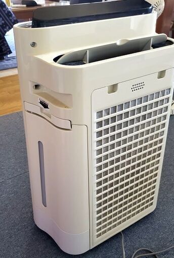 SHARP シャープ 衣類乾燥除湿機 CV-H71-W 03221｜Yahoo!フリマ（旧 