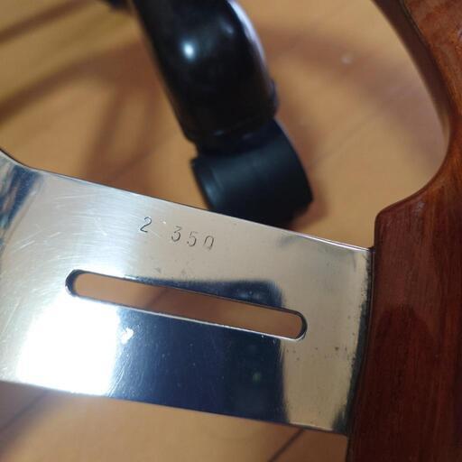 ナルディーウッドステアリング つー本物ナルディー クラシックウッド