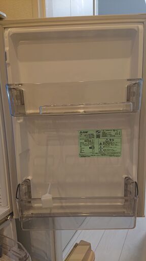 冷凍冷蔵庫（三菱146L）2023年製　新品同様