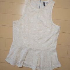 566【5+1】H&M トップス