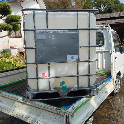 1000リッター水タンク