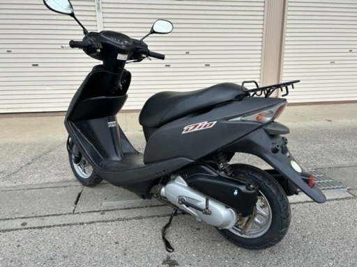 ☆ディオ低燃費4ストモデル☆外装カウル一式・前後タイヤ・バッテリー・シート・プラグ等新品交換^_^イロイロ整備で快調です☆流行りのマッドブラック！ ☆ディオ低燃費4ストモデル☆外装カウル一式・前後タイヤ・バッテリー