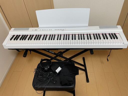 YAMAHA P-125B　スタンド・椅子・ヘッドホン・カバー付き