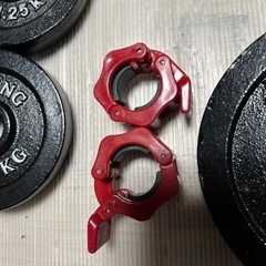 ベンチプレス　ダンベル　筋トレグッズ