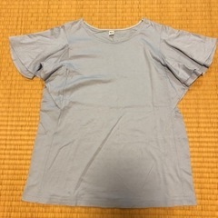 ユニクロ　Tシャツ　フリル　水色　L 半袖Tシャツ