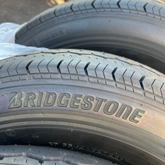 ハイエース　195/80/R15 新車外し　LTタイヤ