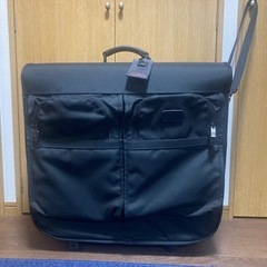 TUMI ガーメントバッグ