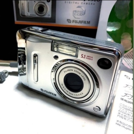 富士フイルム FINEPIX A700 コンパクトデジタルカメラ コンデジ