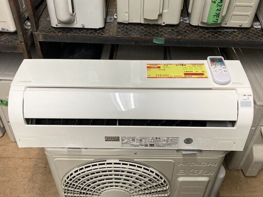 K04556　日立　2019年製　中古エアコン　主に6畳用　冷房能力　2.2KW ／ 暖房能力　2.2KW