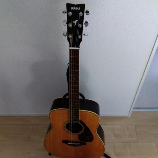 YAMAHAアコースティックギター(ソフトケース、スタンドセット
