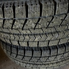 取引者決定！9〜9.5分山！ブリザック 155/65R14 ホイールつき