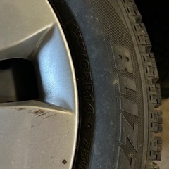 取引者決定！9〜9.5分山！ブリザック 155/65R14 ホイールつき