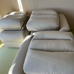 【ほぼ新品】ニトリ　電動リクライニングソファ