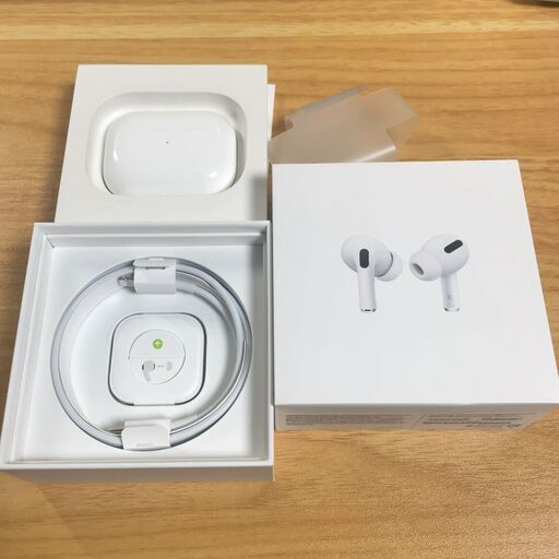 気質アップ Pro AirPods used 第一世代 MagSafe対応 MLWK3J/A