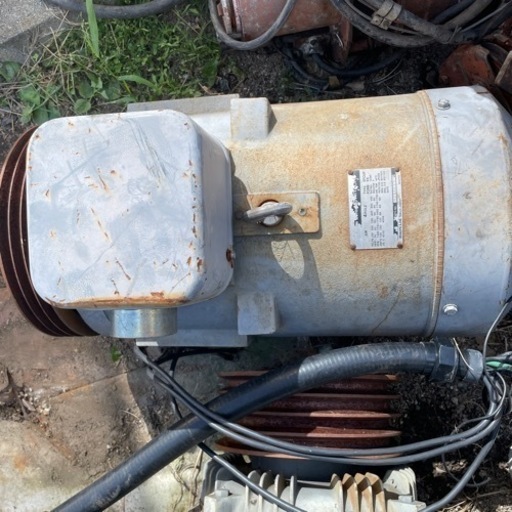 モーターHITACHI37Kw4pole中古