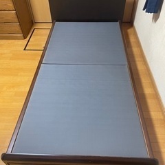 【取引成立】シングルベッド（マットなし）縦200cm 横98cm...