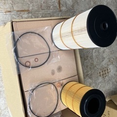 平成20年クオン(UD) オイルエレメントセット　4セット