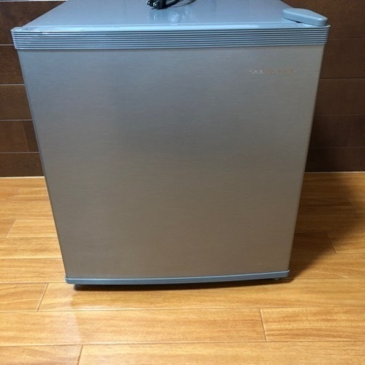 SKM-45　小型冷蔵庫47リットル　SCANCOOL　三ツ星貿易