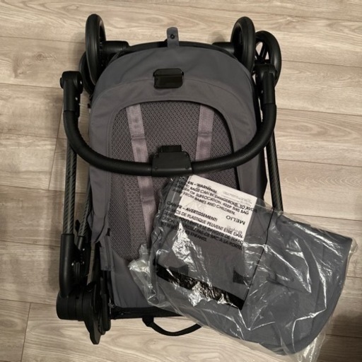 サイベックスメリオカーボン2022 .ベビーミラー サイベックス メリオカーボン 2022年モデル グレー 新品・未使用