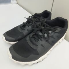 【美品】Reebok シューズ　27.5cm