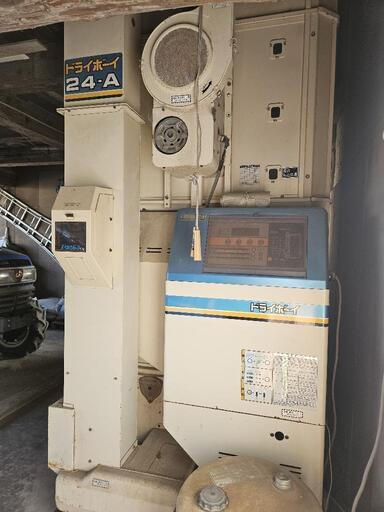 イセキ乾燥機　24石