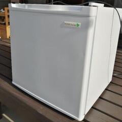 YRZ-C05B1
1ドア 45L ワンドア冷蔵庫 2018年製