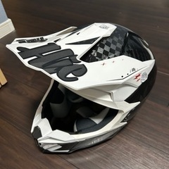 オフロードヘルメット　HJC i50