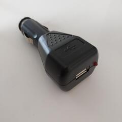 USB 充電　カー用品