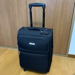 【お譲り先決定】ソフトスーツケース
