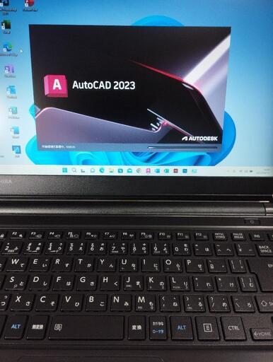 驚速win11+autoCAD＋office2021+i-5+Ps+Ai+DN＋ID＋家計王＋SSD