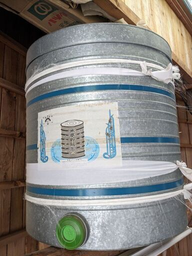 穀物貯蔵容器　貯米缶　ブリキ製　万能容器