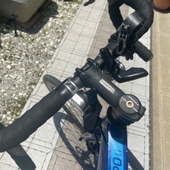 ロードバイクTRINX TEMPO1.1