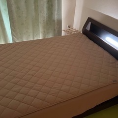 アンネルベッド　ダブル　(マット、新品ベッドパッド付き)