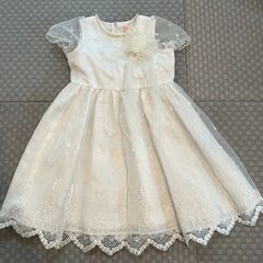 ハロウィン　衣装　白いドレス