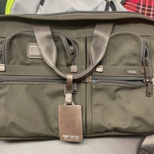TUMI バッグ