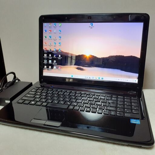 【取引中です】ドスパラ　Diginnos　15インチ　i7　8GB　SSD（256）　カメラ　Wi-Fi　Bluetooth　ブルーレイ　テンキー　Office2021　Windows11