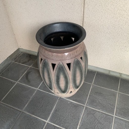 傘立て　陶器