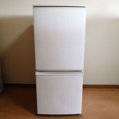 2016年製 137L シャープ冷蔵庫 SJ-D14C-W つけ...