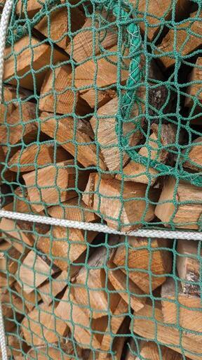 広葉樹ミックス薪 大量 まき 乾燥済み パレット積み込み