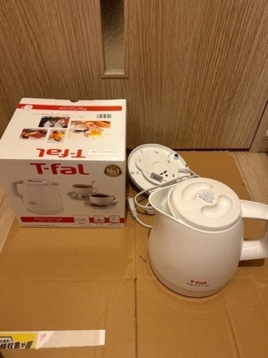 T-Fal 電子ケトル
