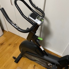 FITBOX エアロバイク 型番FBX-002B_01