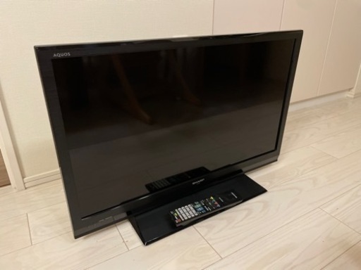 液晶テレビ　SHARP AQUOS