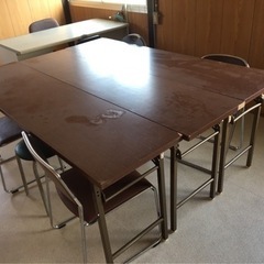 会議室などに使うテーブル