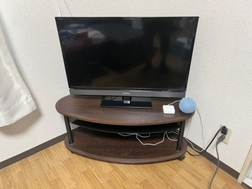 TOSHIBA REGZA 32インチテレビ + FireTV stick + HDMIハブ