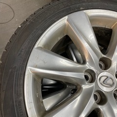 レクサスLS 純正ホイール、タイヤ　245/45R19