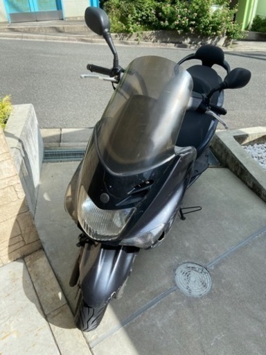 59000→ 30000値引き中　マジェスティ125 キック始動　9月後半まで乗車　引越しのため出品