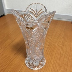 クリスタル フラワーベース 花器　花瓶